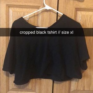 cropped black tshirt